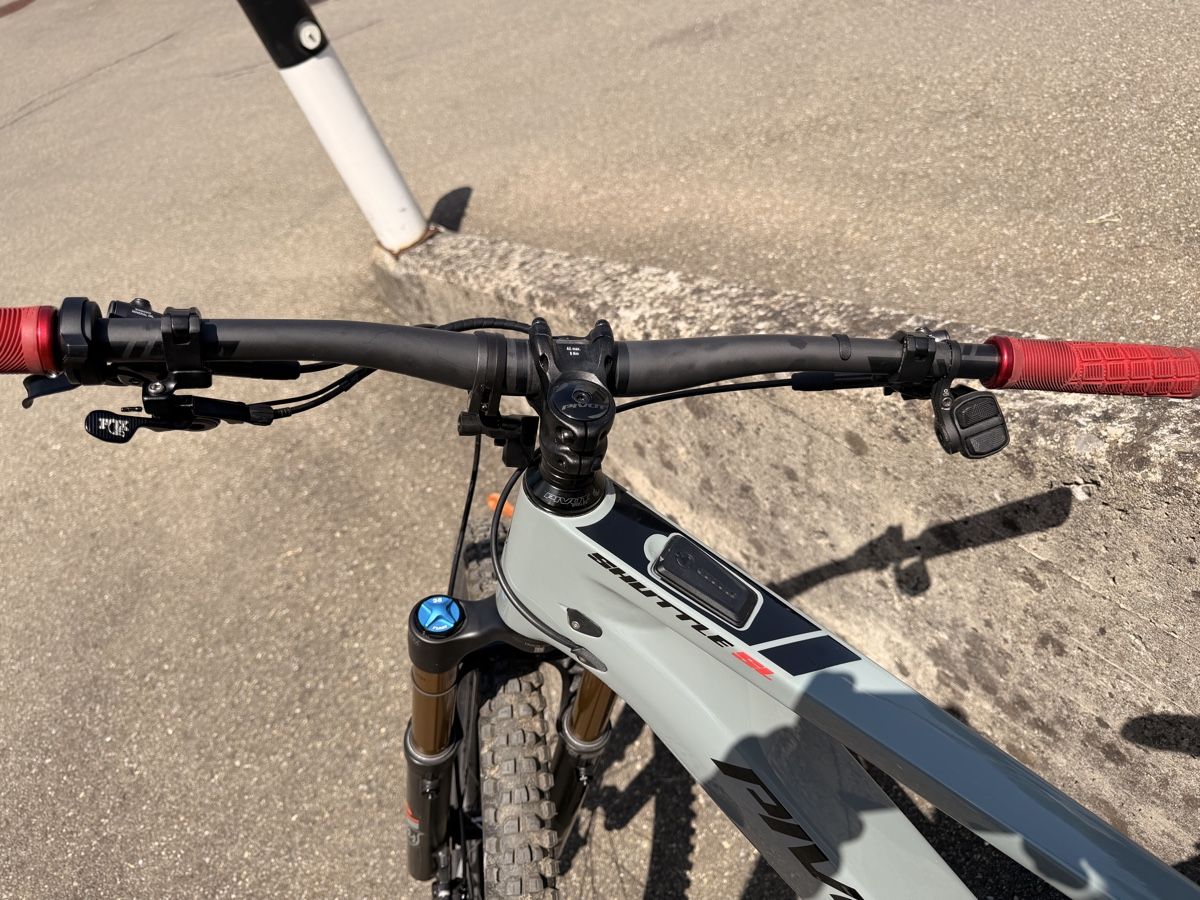 Vélos: Pivot Shuttle SL Pro X0 – D'occasion à flawil par yt8978 4