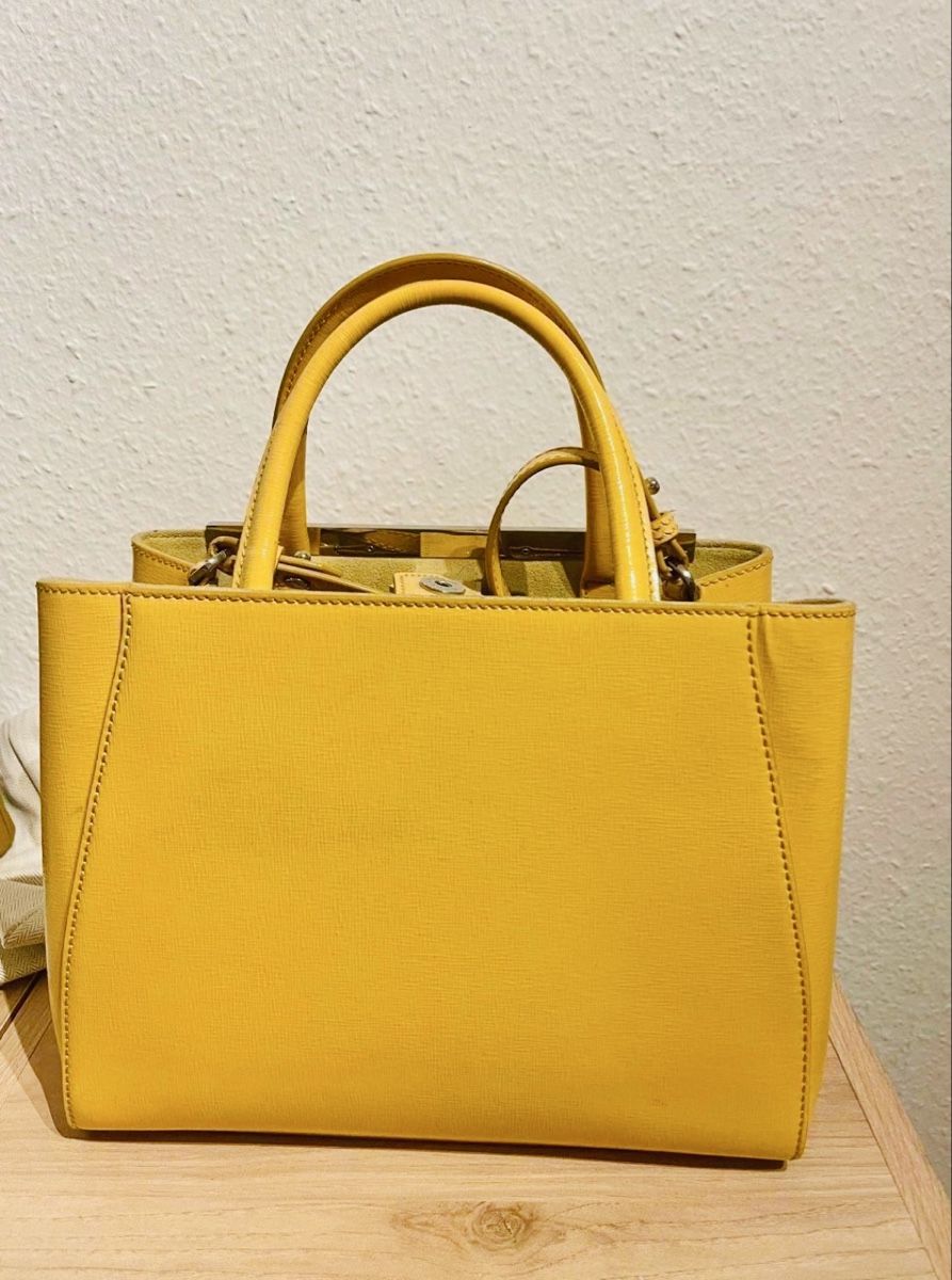 Fendi Taschen für Damen: Yellow Fendi 2 Jours Handbag, Leather – Gebraucht aus Schöfflisdorf von Bling_it_on 1