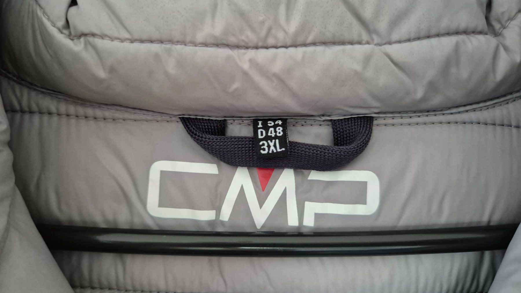 CMP Giacche: Winterjacke mit Kapuze – Usato da Niederweningen venduto da Cactus63 5