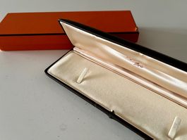 HERMES-Paris rare watch box with beige silk interior