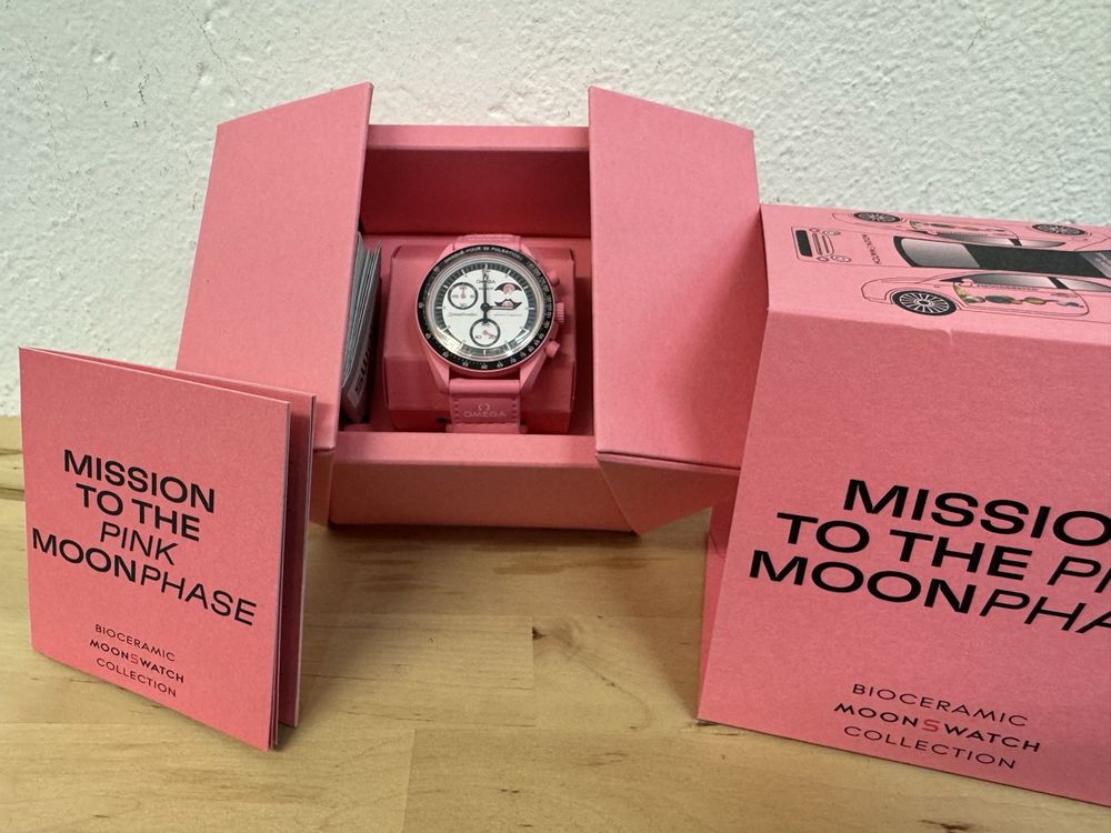 Swatch Orologi: Swatch x Omega Moonswatch Mission to Pink Moon – Nuovo e nell'imballaggio originale da Zürich venduto da Chevreman