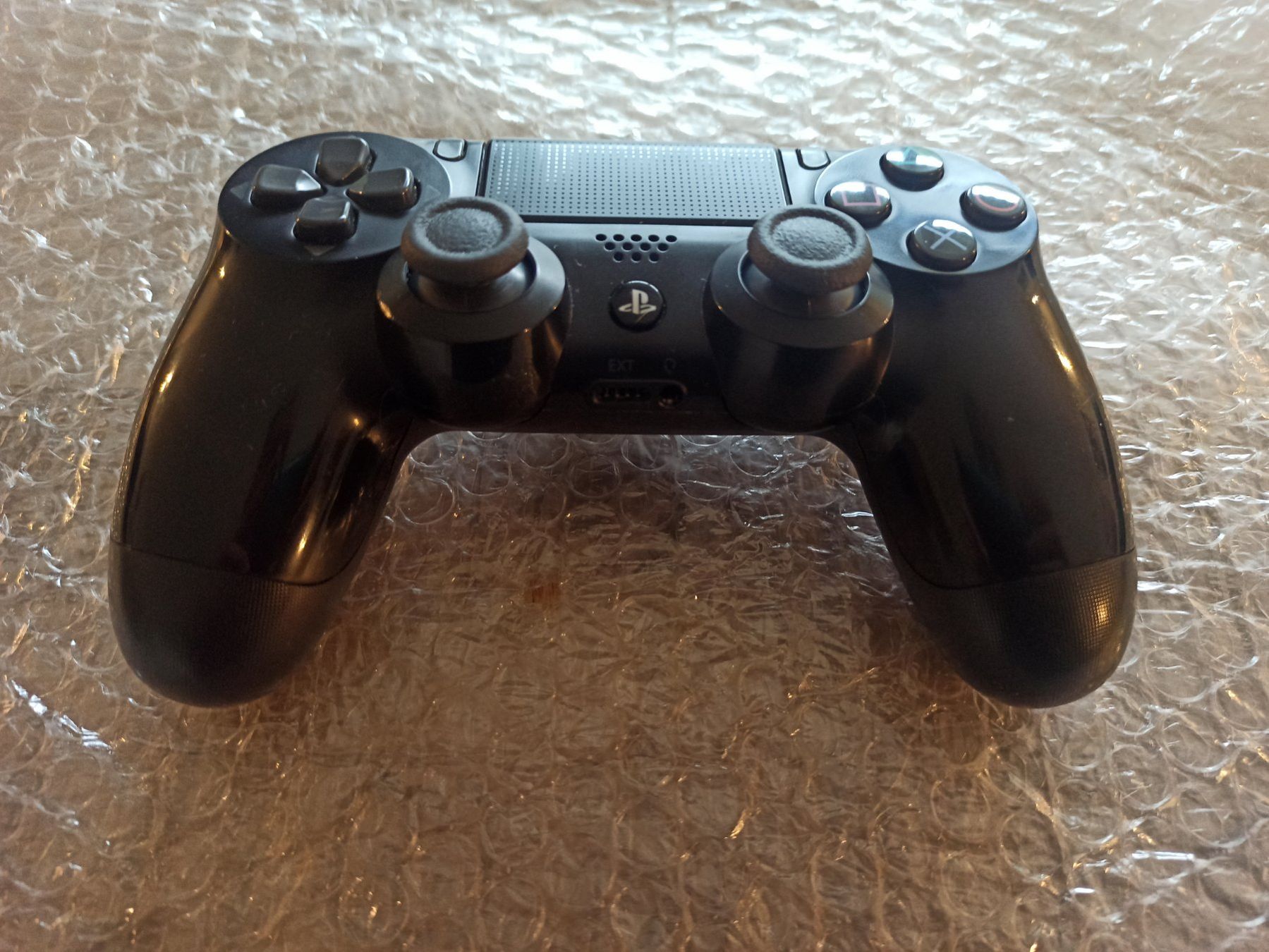 Controller: Original Controller Sony PS4 Wireless DualShock 4  V2 – Usato da Oberweningen venduto da mar_87mx 1