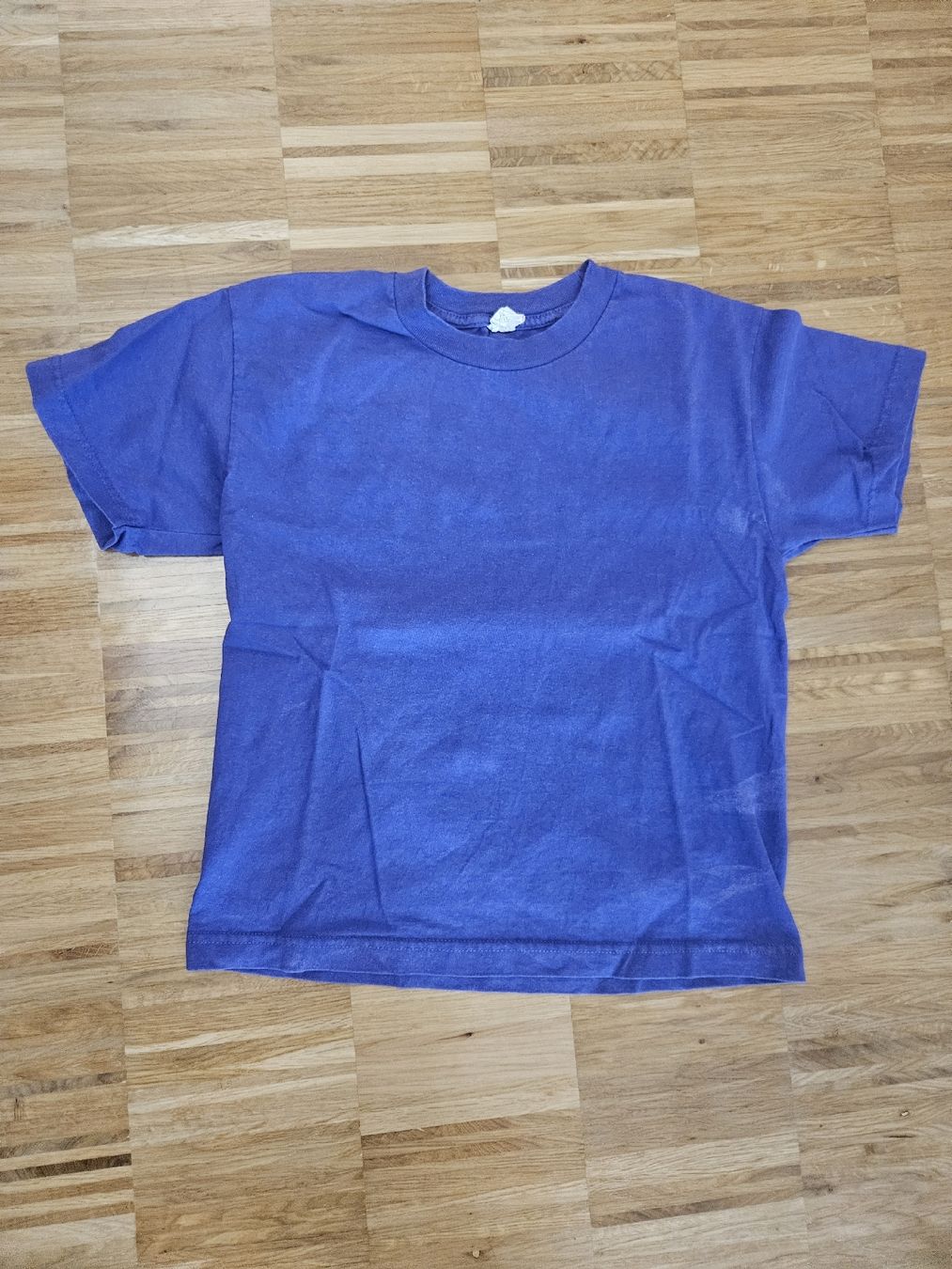 T-Shirts: T-Shirt 100% Baumwolle, Lila, Grösse M – Gebraucht aus Zürich von the_k8dc 1