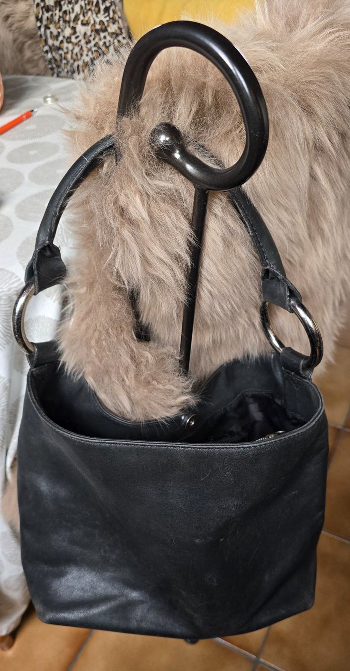 Borse da donna: sac à main SEQUOIA noir – Usato da Clarens venduto da ato_d8ph 1