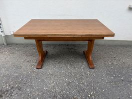 Holztisch
