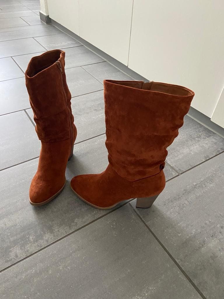 Scarpe da donna: Stiefel cognac Gr.41 neu – Nuovo (secondo la descrizione) da Thalwil venduto da Briscolina 1