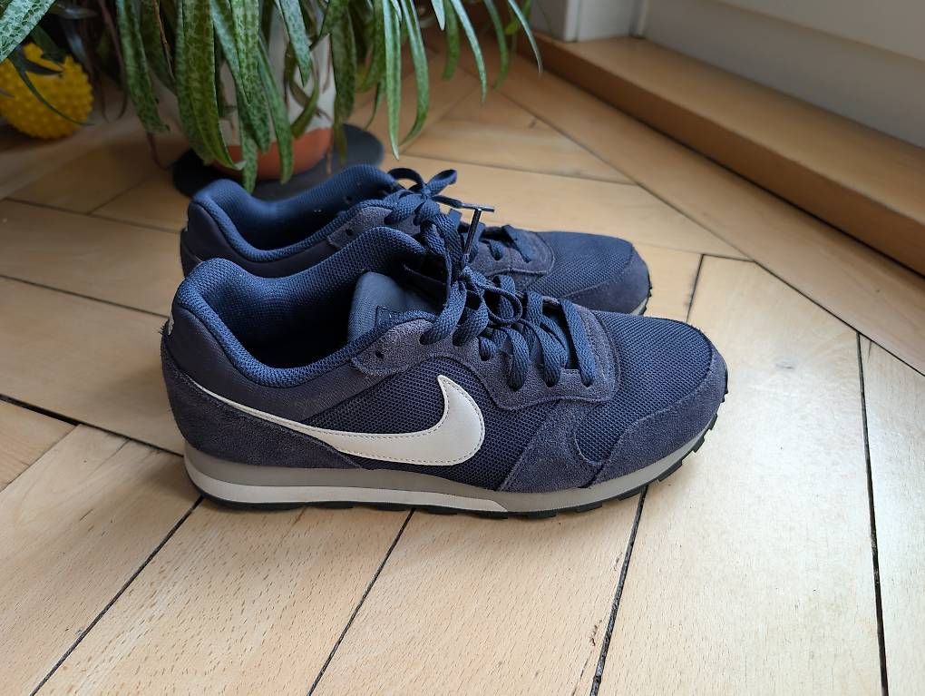 Herrenschuhe: Nike MD Runner 2  Grösse 41 - Neu – Neu und originalverpackt aus Bern von Minimalistiker 3