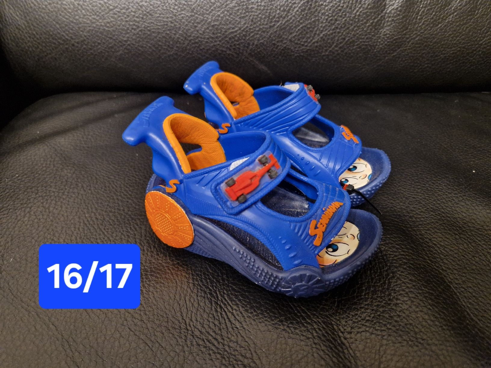 Scarpe per ragazzi: Sandales été garçon 16/17 – Nuovo e nell'imballaggio originale da Penthaz venduto da Sosotroc
