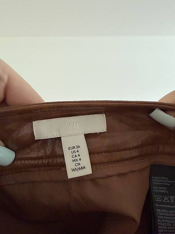 Gonne: BRAUNER KUNSTLEDERROCK H&M – Usato da Niederhasli venduto da agn_28zq 2
