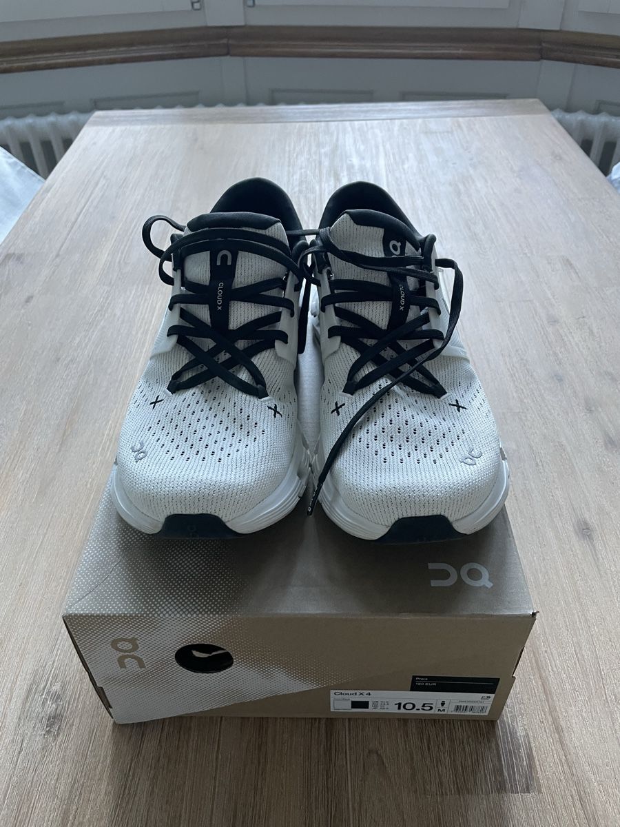 On Chaussures hommes: On Cloud X 4 - Gr. 44.5 - Top Zustand – D'occasion à Baden par pierre991lfb 2