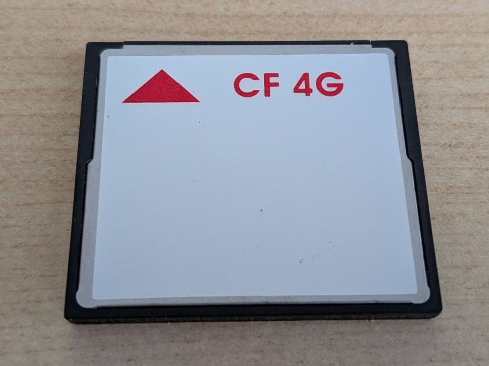 Schede di memoria: Compact Flash Karte 4GB – Usato da Münsingen venduto da Rufer34