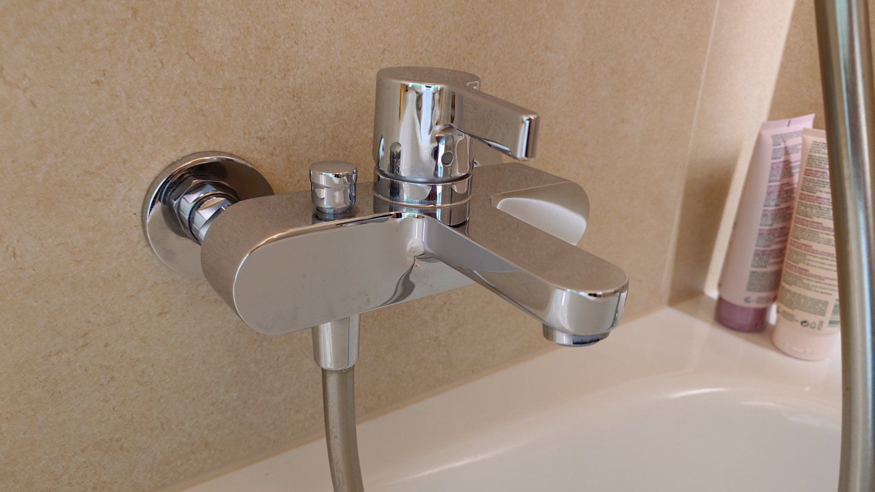 Hansgrohe Rubinetteria: Mitigeur de salle de bain Hansgrohe – Usato da Pully venduto da Chabet 1