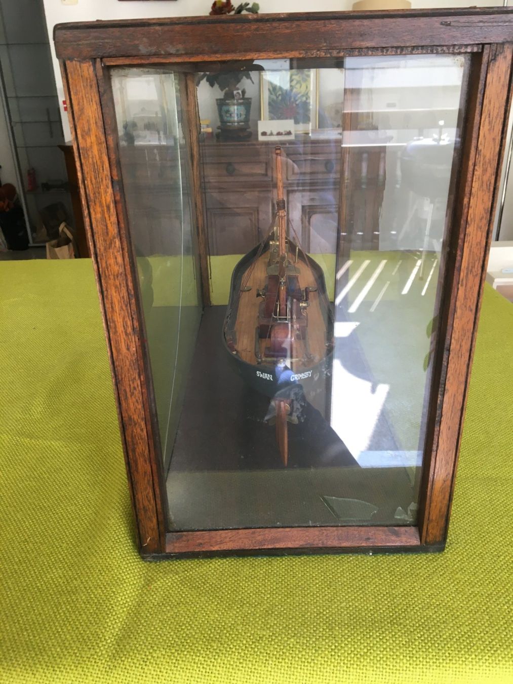 Kit di modellismo & Modellini statici: Antik Modell Schiff in Vitrine – Usato da Binz venduto da Dsc1 1
