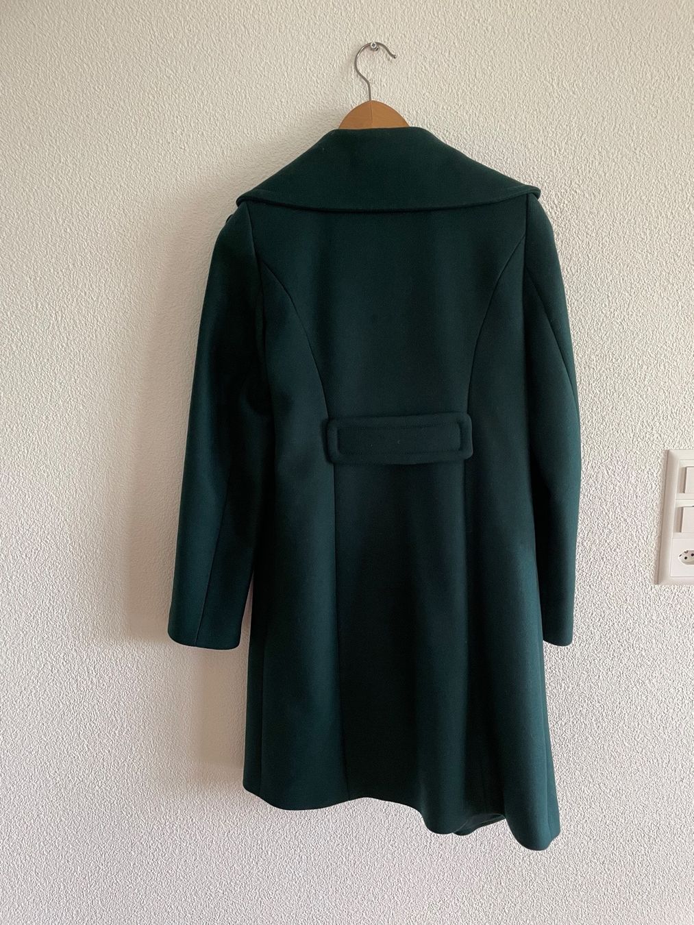Hallhuber Mäntel: Grüner Mantel von Hallhuber – Gebraucht aus Staufen von  3