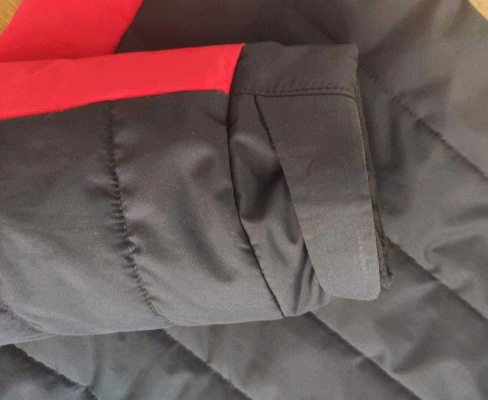 Peak Performance Giacche: Peak Performance Herren Hybridjacke M – Usato da Diepoldsau venduto da Kriskiz 2