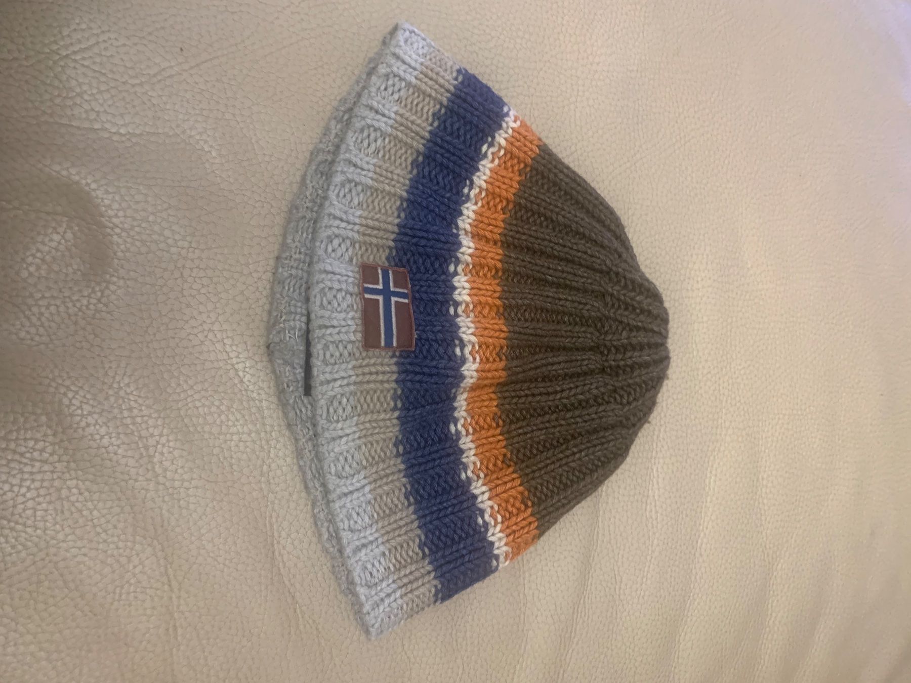 Copricapi, berretti & cappellini: Napapijri Winter Mütze – Usato da Zug venduto da high1970