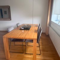 Esstisch aus Holz gebraucht sehr guter Zustand