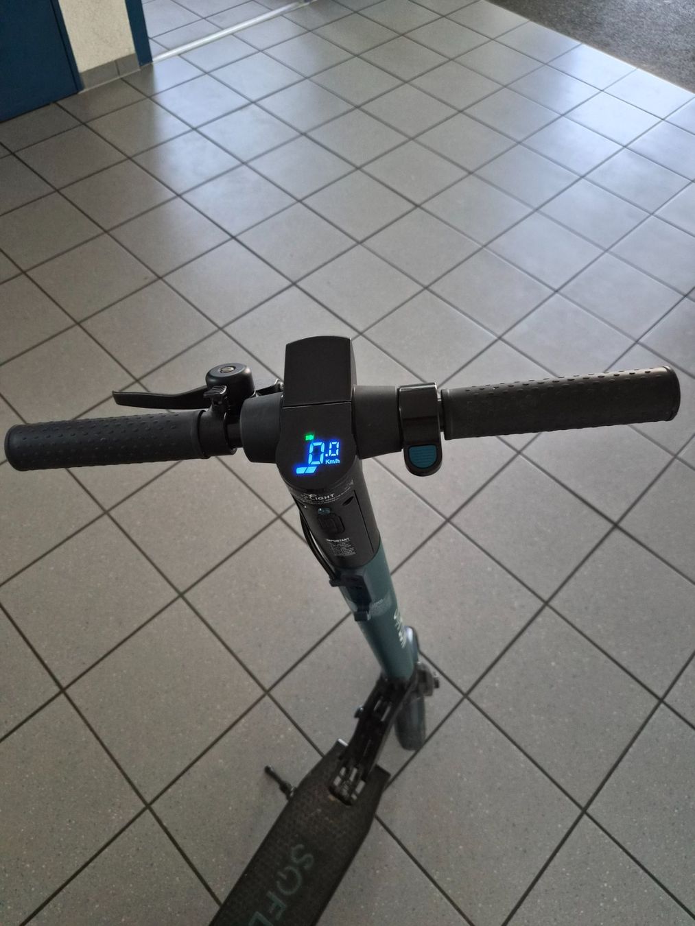 Soflow Kickboard: Super E-scooter / Trottinette – Usato da Bottmingen venduto da jul_6gzf 3
