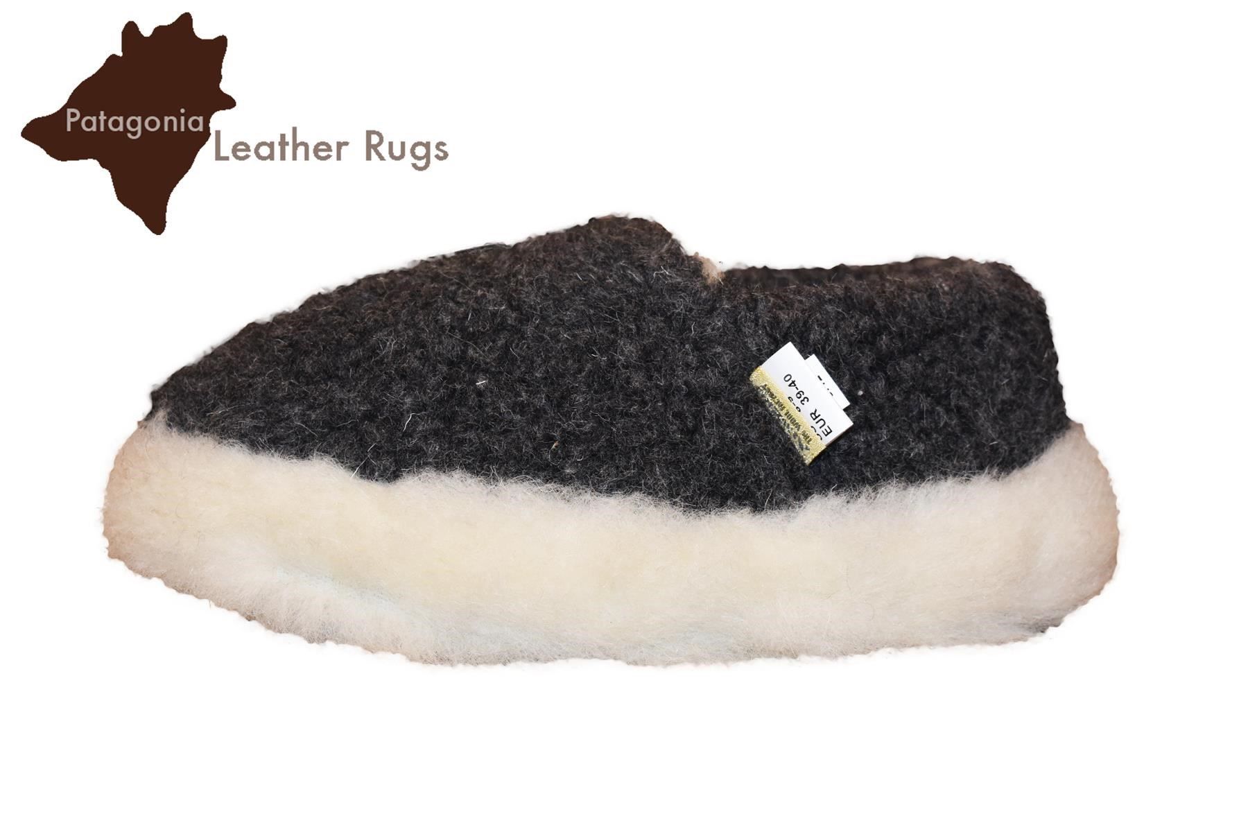 Scarpe da uomo: Hausschuhe aus wolle Gr. 35-48 – Nuovo e nell'imballaggio originale da Arbedo venduto da patagonialeatherrugs