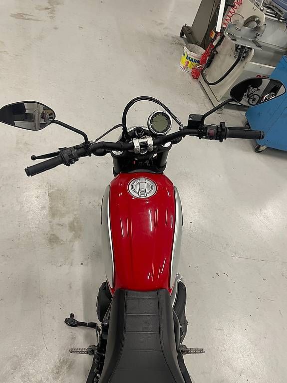 Ducati Strada: Ducati scrambler – Usato da Chénens venduto da cle_h8ty 3