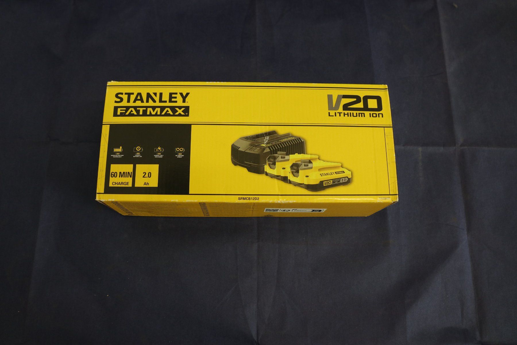 Stanley Akkus & Batterien: STANLEY FATMAX V20 Akku-Starterset 2.0 Ah – Neu und originalverpackt aus Liestal von FuV01