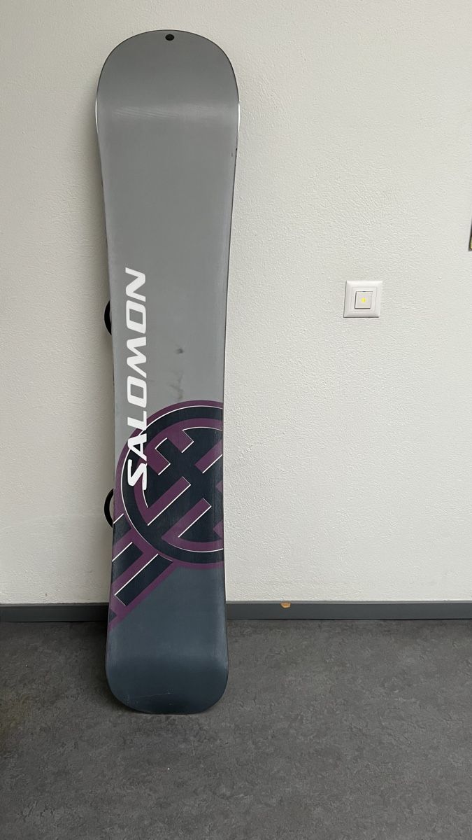 Salomon Boards: Snowboard Salomon Shade 160 cm mit Bindung – Gebraucht aus Bern von  2