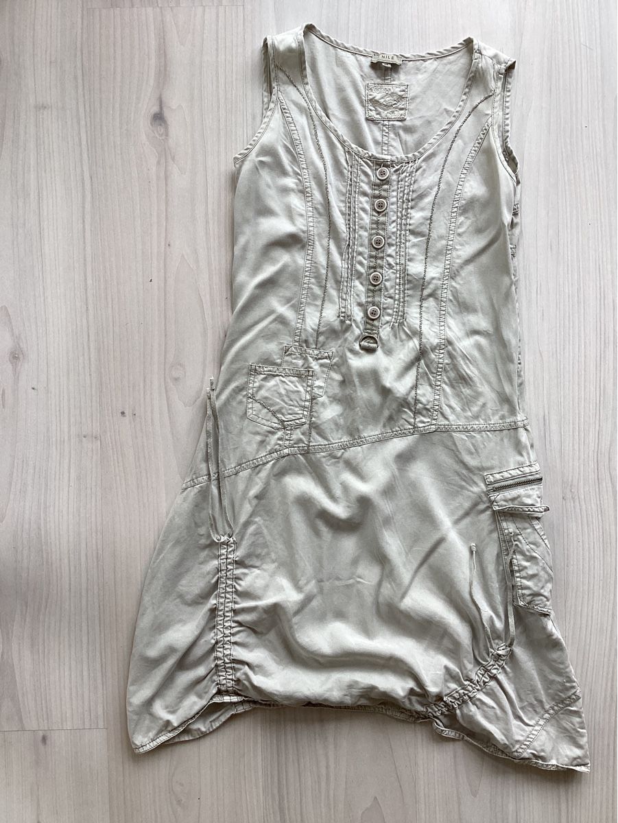 Nile Robes: Kleid Nile xs – D'occasion à Steckborn par smilla70