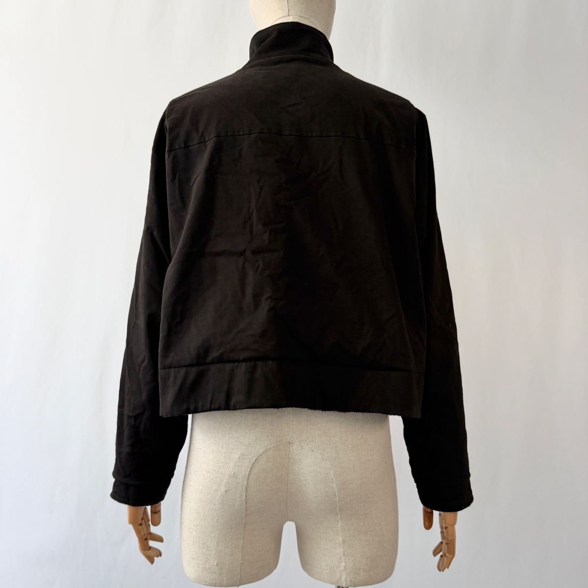 Jacken: Lurdes Bergada Black Cropped Jacket – Neu (gemäss Beschreibung) aus Emmen von Colette-Juliette 4