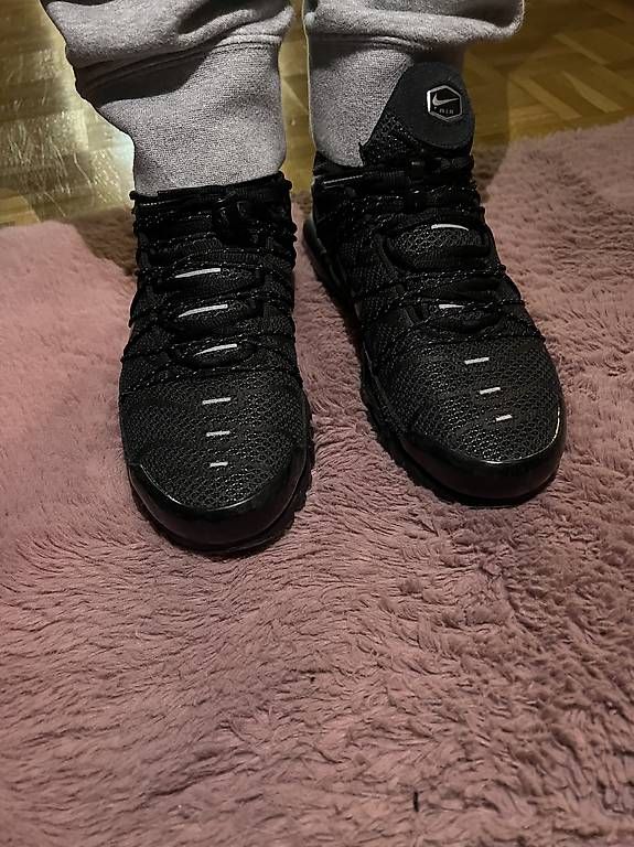 Nike Chaussures hommes: Nike Schuhe – D'occasion à Basel par Tristac 2