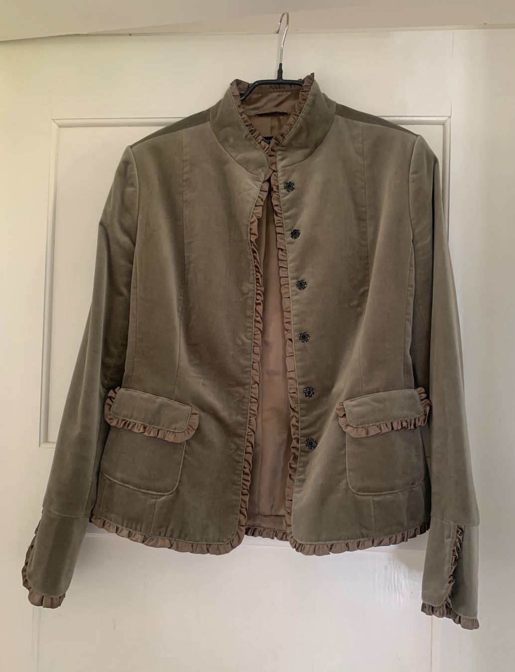 Steffen Schraut Giacche: Steffen Schraut Samt Blazer (36) – Usato da Wohlen AG venduto da Lunas_Closet 1