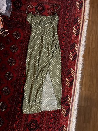 Zara Kleid gepunktet grün Grösse XS guter Zustand