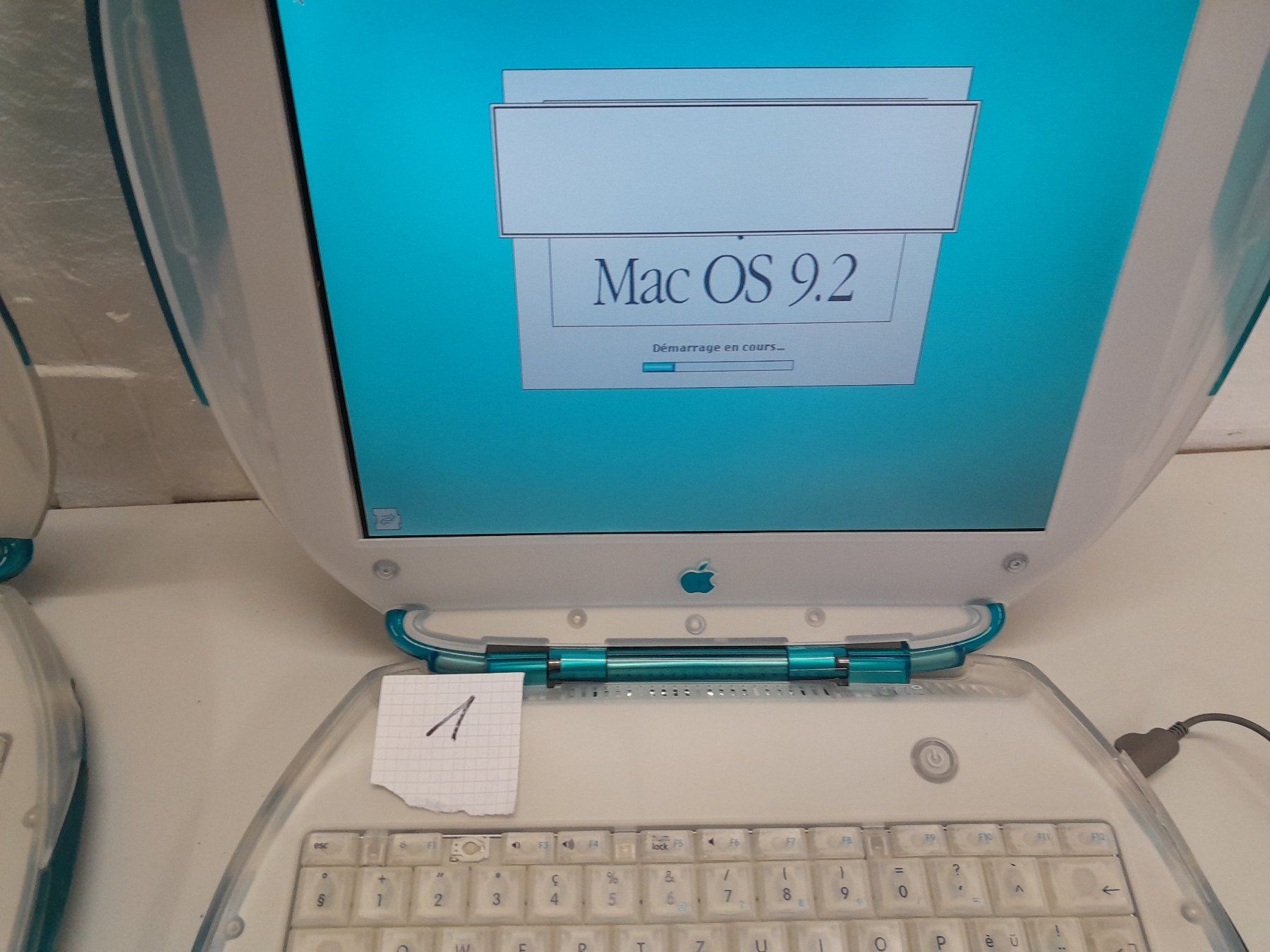 Apple Notebook: Apple iBook G3 (M2453) – Difettoso da La Croix (Lutry) venduto da netrajet 2