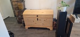 Holztruhe, alte Truhe, Vintage Truhe, Top Zustamd