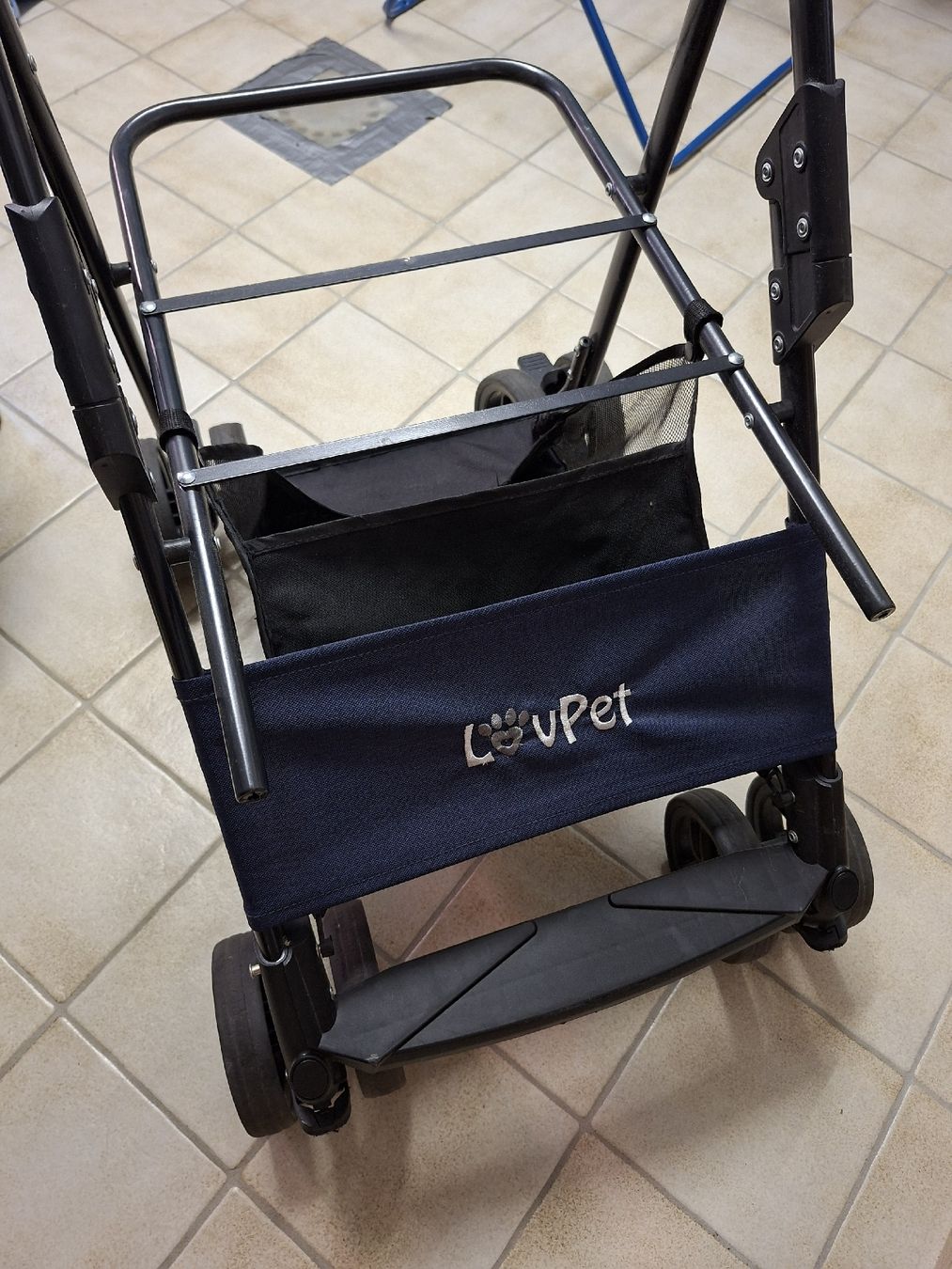 Cucce & Letti: Lovpet Hundewagen Hundebuggy – Usato da Waltenschwil venduto da Cassie11 1