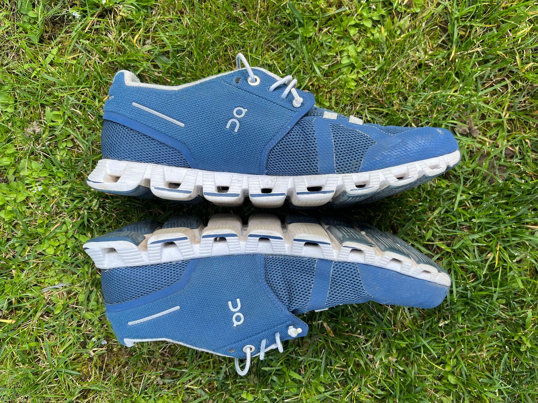 On Scarpe da donna: Damen On Cloud 40 – Usato da Lenzburg venduto da r_mendes