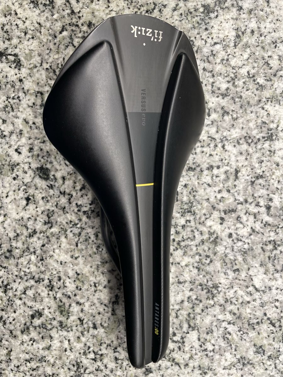 Fizik Pièces détachées: Fizik Antares 00 Sattel regular – Défectueux à Bern par mia_8nfn