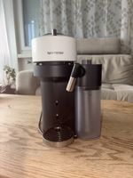 Nespresso Vertuo Next DeLonghi Kapselmaschine weiss/schwarz