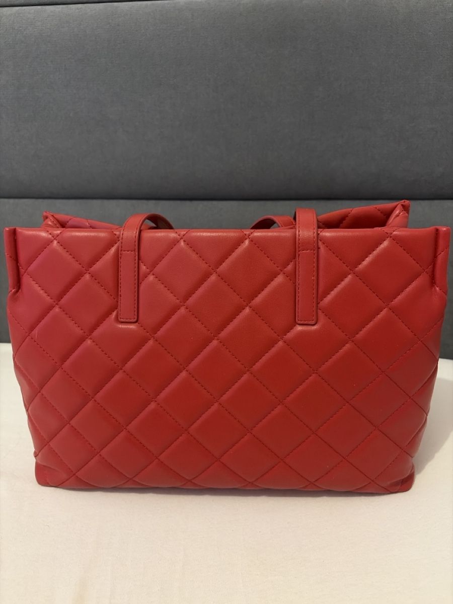 Valentino Taschen für Damen: Valentino Tasche – Neu (gemäss Beschreibung) aus Bern von ntz_58f7 1