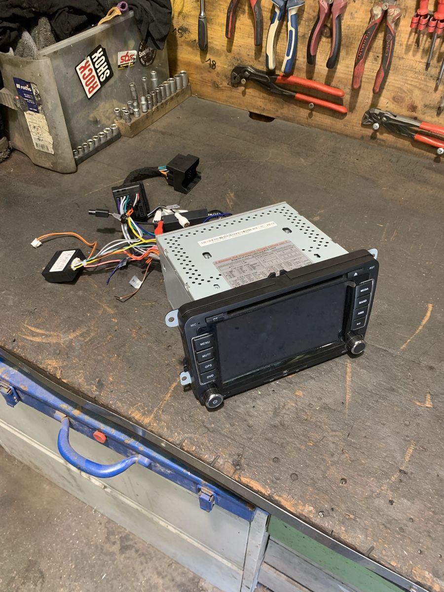 Radios: Radio Für Vw  – Gebraucht aus Vinelz von Gj001 1