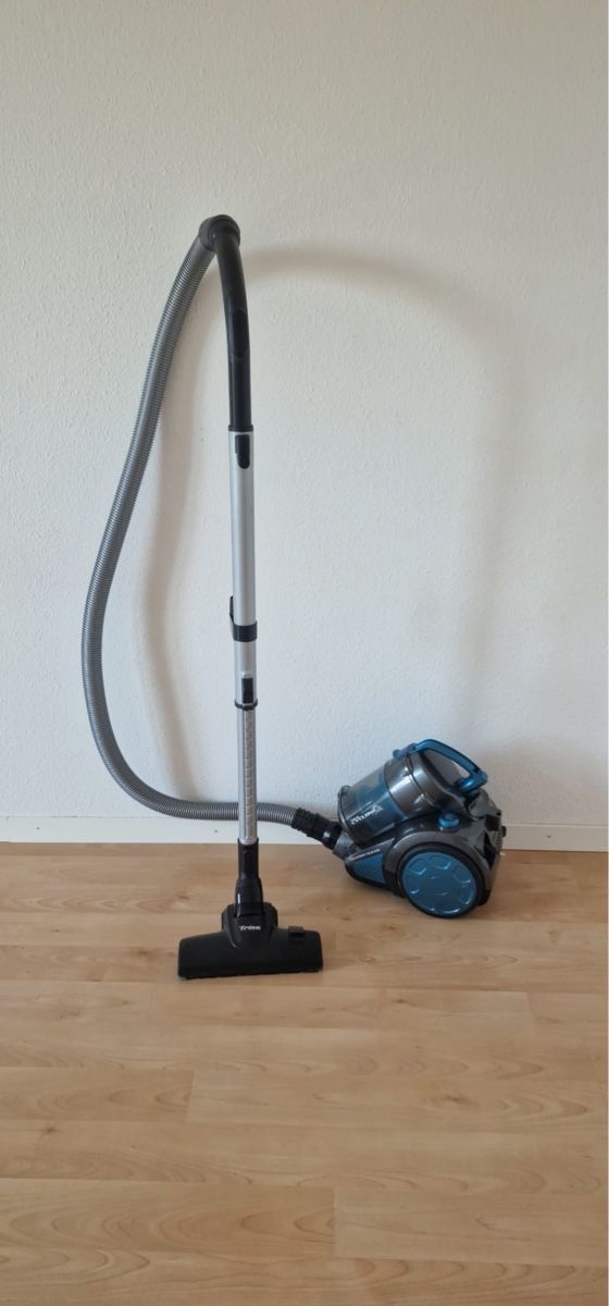 Trisa Aspirateurs & Accessoires: Staubsauger Trisa Cyclone – D'occasion à Liebefeld par Raidolon