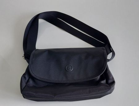 BOGNER Nylon Umhängetasche / Crossbody Bag – Schwarz