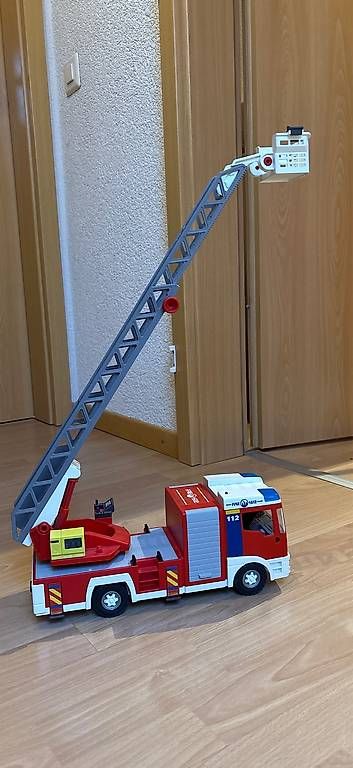 Giocattoli: Playmobil Feuerwehrauto – Usato da Grenchen venduto da Mon70S 1