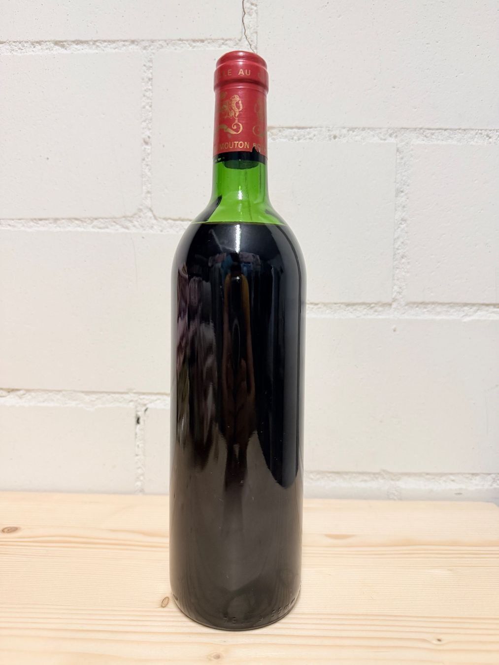 Mouton Rothschild Vino: Mouton Rothschild 1983, Versand möglich – Nuovo (secondo la descrizione) da Siebnen venduto da Bluenight050189 1