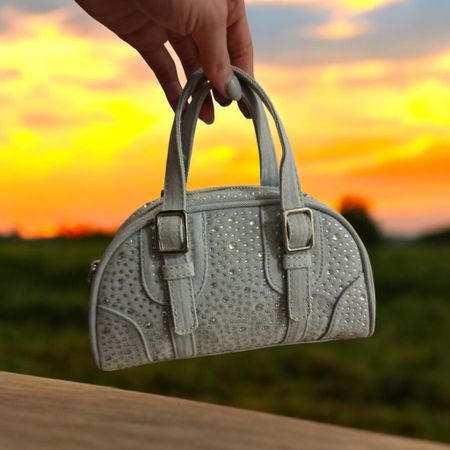 Süsses kleines Jeanstäschchen mit Strass/Neu