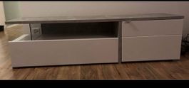 TV-Möbel / Sideboard mit viel Stauraum günstig abzugeben