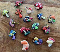 Set 16x Shoe Charm Pilze für Crocs NEU