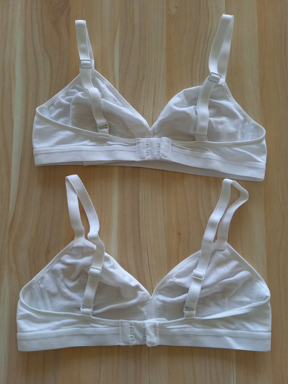 Altra biancheria intima: 2x BH weiss, Grösse 75A - neuwertig – Usato da Obernau venduto da Corolli 1