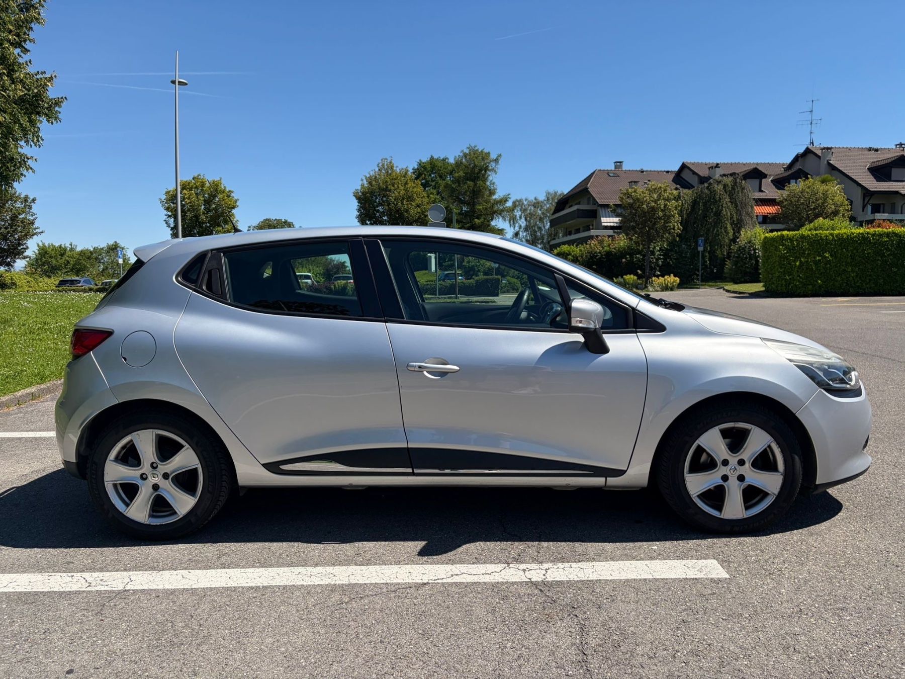 Automobili: Renault Clio 90 – Usato da Grand-Lancy venduto da Mel_s7p2 2