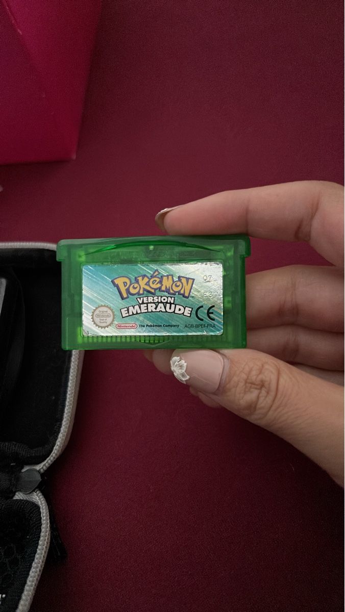 Pokémon Spiele: Pokemon Version Emeraude Game Boy, occasion – Gebraucht aus Haute-Nendaz von Jndd