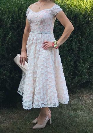 Robe / Kleid Hochzeit/ Mariage / Verlobung/ Fiançailles